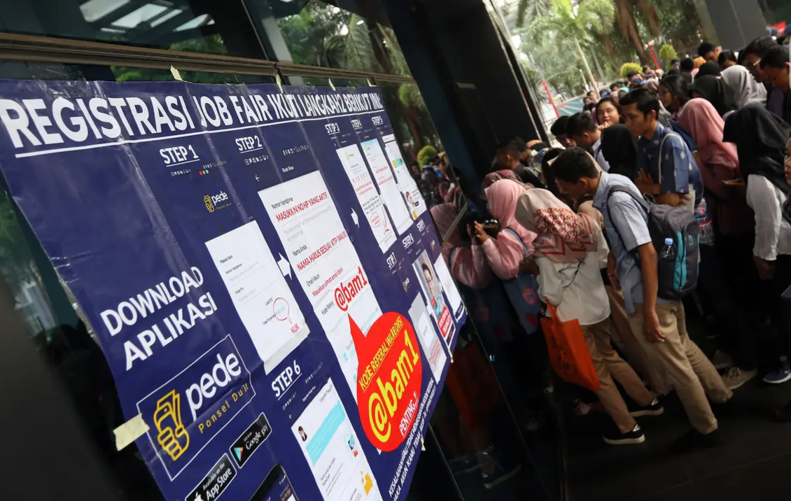 Ulasan Lengkap Aplikasi Di sini Temukan dan Dapatkan Pekerjaan yang Cocok untukmu